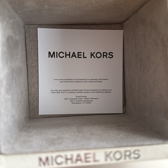 Gold & Crystal Michael Kors watch!! - Picture 11 of 12